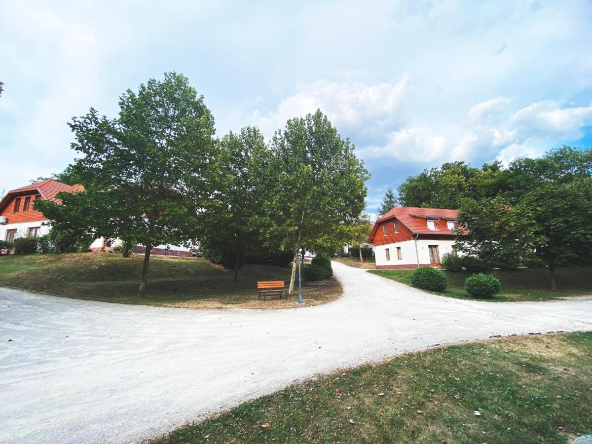 Zalacsány Thermal Valley Apartman - Batthyany Villapark מראה חיצוני תמונה
